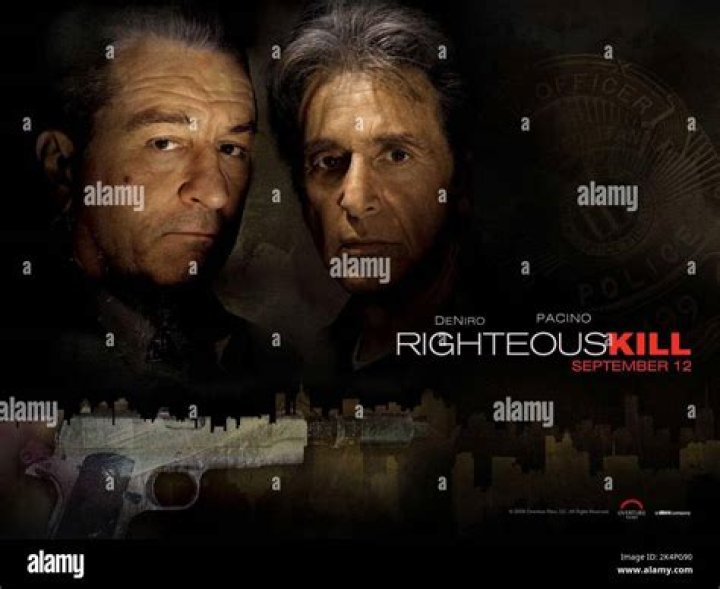 robert de niro in righteous kill looks into camera via a scratchy video feed